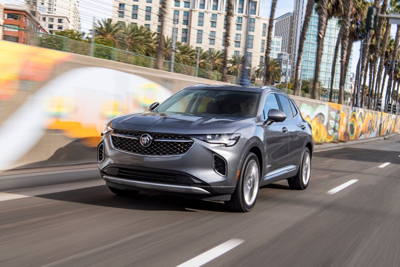 2021-Buick-Envision-Avenir-036