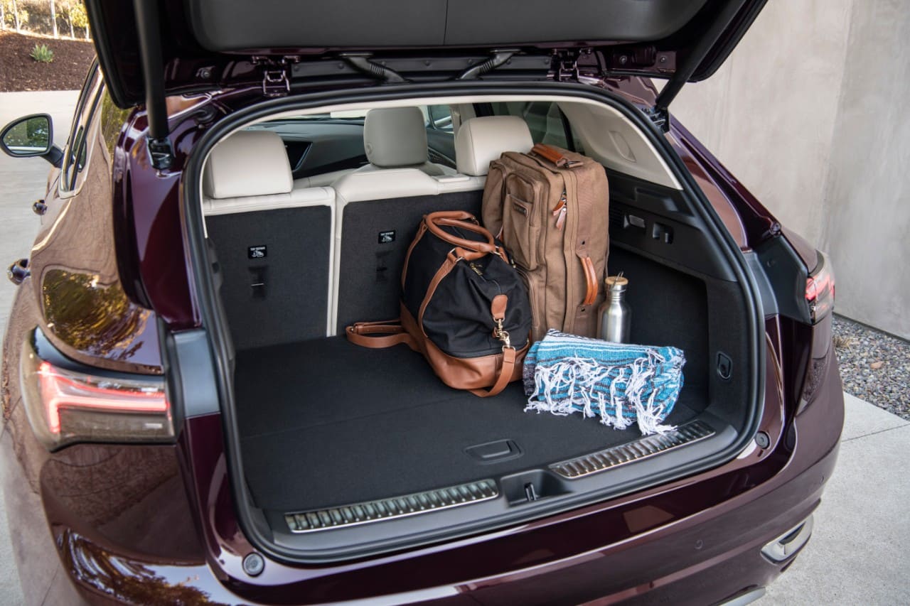 2021-Buick-Envision-Avenir-046
