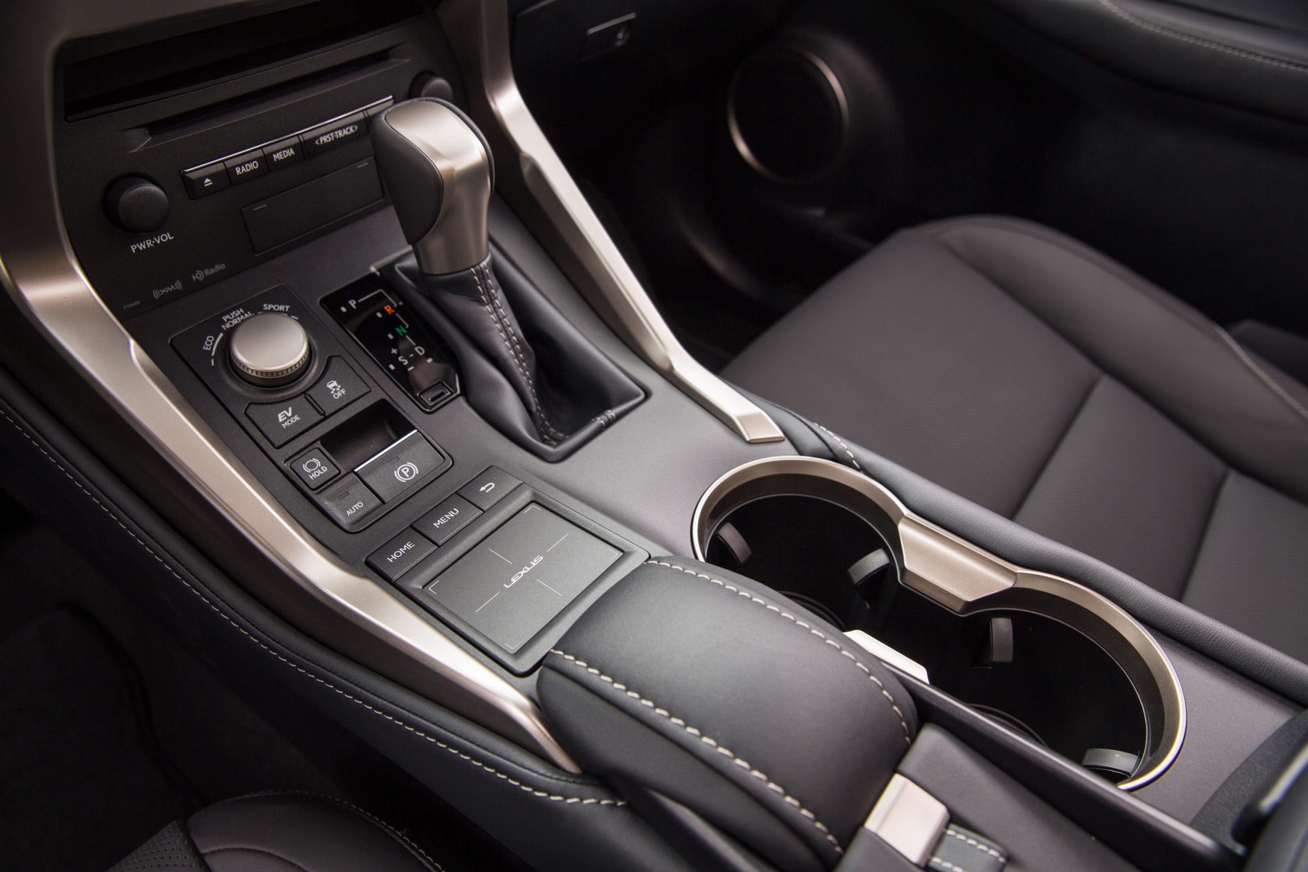2021_Lexus_NX_300h_016-scaled