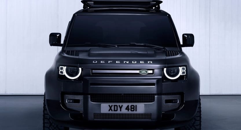 You are currently viewing Land Rover trae el Defender al Siglo XXI. 