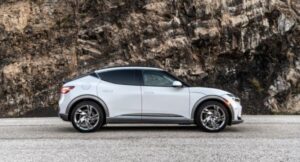 Read more about the article Genesis GV60, el primer eléctrico del fabricante coreano no deja a nadie indiferente.