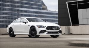 Read more about the article 2021 Mercedes-Benz AMG GT43. ¿El asalto germano?