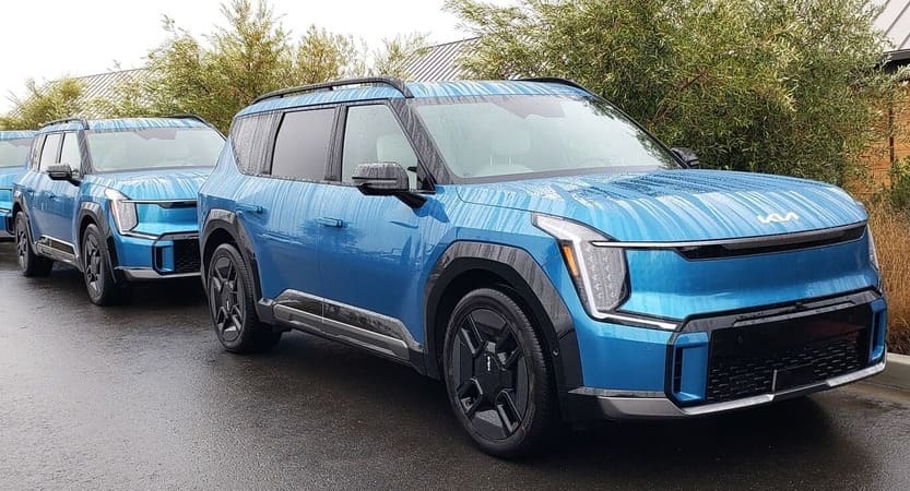 You are currently viewing Excelencia electrizante: Camioneta familiar  SUV eléctrica KIA EV9