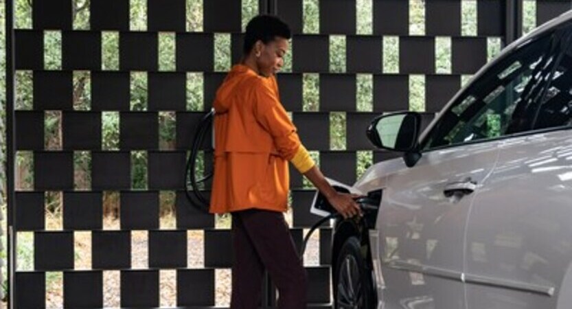 You are currently viewing <strong>Lexus y ChargePoint mejoran la experiencia de carga pública y doméstica del RZ 450e</strong>