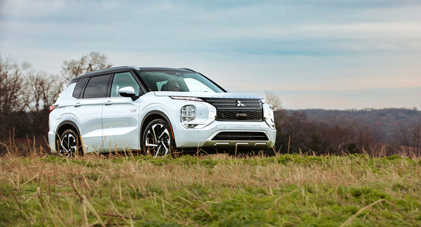 You are currently viewing 2024 Mitsubishi Outlander Named IIHS Top Safety Pick